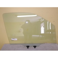 NISSAN NAVARA D40 - 12/2005 to 3/2015 - DUAL CAB - SPANISH BUILT - RIGHT SIDE FRONT DOOR GLASS - NEW