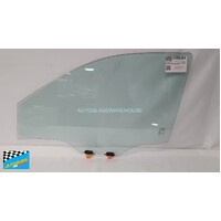 NISSAN NAVARA D23 - NP300 - 3/2015 to CURRENT - 2DR/DUAL SINGLE CAB - PASSENGER - LEFT SIDE FRONT DOOR GLASS - WITH FITTINGS - GREEN  - NEW