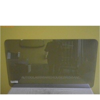 MERCEDES SPRINTER - 2/1998 to 9/2006 - VAN - DRIVERS - RIGHT SIDE FRONT FIXED WINDOW GLASS - RUBBER IN - FITTED - 1045 X 587 - GREY