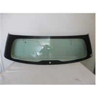 MERCEDES B CLASS W246 - 3/2012 TO 9/2018 - 5DR HATCH - REAR WINDSCREEN GLASS - HEATED (VERY LIMITED STOCK)