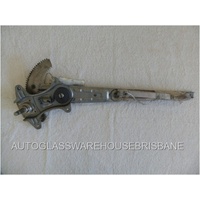 HOLDEN COLORADO - 2DR UTE 7/2008>12/2011 - DRIVERS - RIGHT SIDE FRONT WINDOW REGULATOR - MANUAL