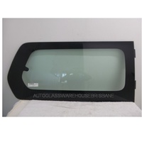 HYUNDAI iMAX KMHWH - 2/2008 to CURRENT - VAN - RIGHT SIDE REAR CARGO WINDOW GLASS (BEHIND SLIDING DOOR WITH NO AERIAL) - 1 HOLE 