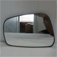 NISSAN NAVARA D40 - 12/2005 to 3/2015 - DUAL CAB - SPANISH BUILT - LEFT SIDE MIRROR - WITH BACKING PLATE (200w X 135)