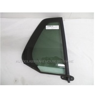 VOLKSWAGEN GOLF VII - 4/2013 TO 4/2021 - 5DR HATCH - DRIVERS - RIGHT SIDE REAR QUARTER GLASS - GREEN - ENCAPSULATED - GENUINE