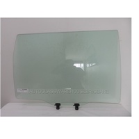 KIA CARNIVAL VQ - 1/2006 TO 12/2014 - MINI VAN - DRIVERS - RIGHT SIDE REAR DOOR GLASS - WITH FITTINGS - GREEN