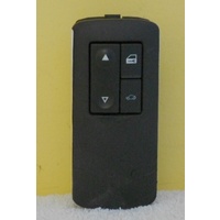 HOLDEN VECTRA ZC - 2/2003 to 7/2005 - 5DR HATCH - LEFT SIDE FRONT DOOR POWER SWITCH - GM 24453571