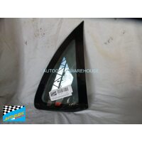CITROEN C3 - 12/2002 TO 10/2010 - 5DR HATCH - DRIVER - RIGHT SIDE REAR OPERA GLASS (BEHIND REAR DOOR)