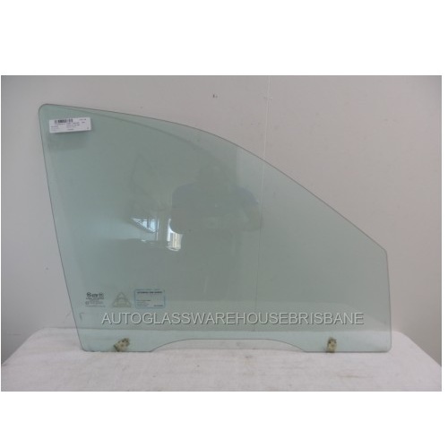 HYUNDAI SANTA FE SM - 10/2000 to 1/2006 - 5DR WAGON - DRIVERS - RIGHT SIDE FRONT DOOR GLASS - NEW