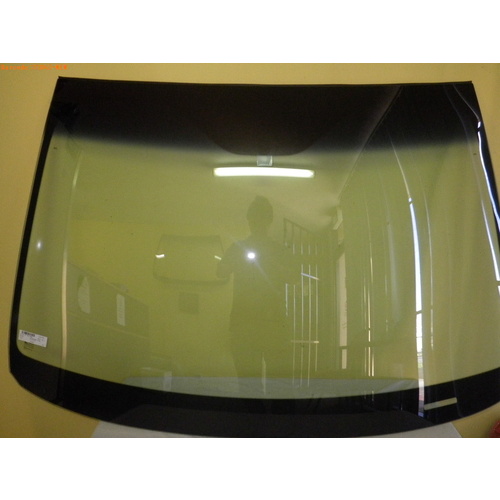 HOLDEN COMMODORE VE - 8/2006 to 4/2013 - SEDAN/WAGON/UTE - FRONT WINDSCREEN GLASS - NEW
