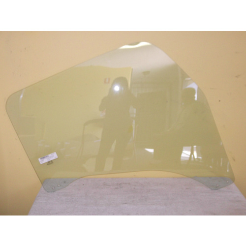 MITSUBISHI FUSO CANTER FE SERIES FE700/800 - 2/2005 to CURRENT - TRUCK - DRIVERS - RIGHT SIDE FRONT DOOR GLASS (4 HOLES) - NEW
