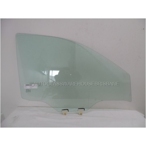NISSAN NAVARA D23 - NP300 - 3/2015 to CURRENT - 2DR/DUAL SINGLE CAB - DRIVER - RIGHT SIDE FRONT DOOR GLASS - WITH FITTINGS - GREEN - NEW