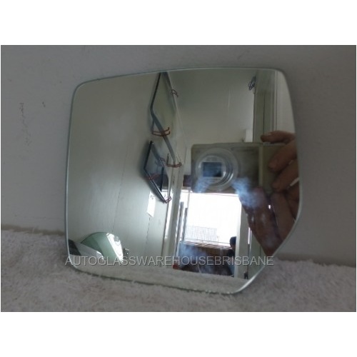 JEEP CHEROKEE KK - 2/2008 to 5/2014 - 4DR WAGON - LEFT SIDE MIRROR - FLAT GLASS ONLY - 164mm WIDE X 153mm HIGH - NEW