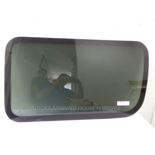 LDV V80 - 4/2013 TO CURRENT - VAN - LEFT SIDE REAR FIXED BONDED WINDOW GLASS - (989 X 555) - NEW