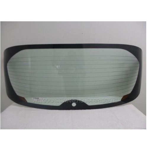 NISSAN JUKE F15 - 10/2013 to 12/2019 - 5DR SUV - REAR WINDSCREEN GLASS - HEATED,1 HOLE,TONG MARK - GREEN - LIMITED STOCK - NEW