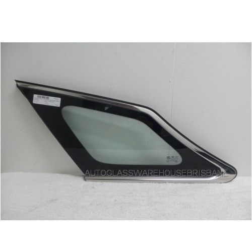 HYUNDAI i40 YF - 10/2011 to CURRENT - 4DR WAGON - LEFT SIDE REAR CARGO GLASS - GREEN - ENCAPSULATED - (Second-hand)