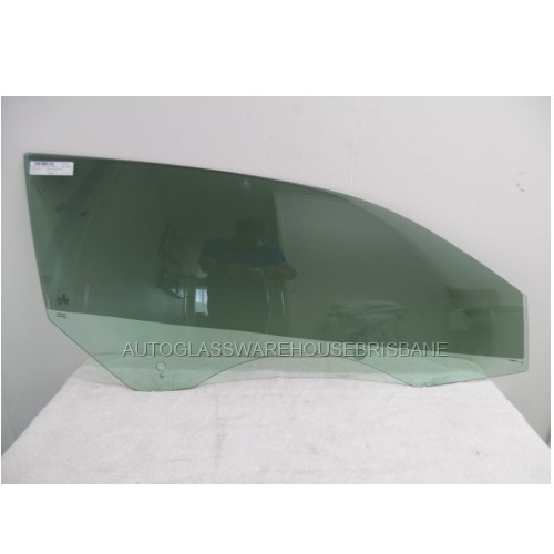 VOLKSWAGEN SCIROCCO R - 8/2012 to 12/2016 - 3DR HATCH - RIGHT SIDE FRONT DOOR GLASS - GREEN - NEW