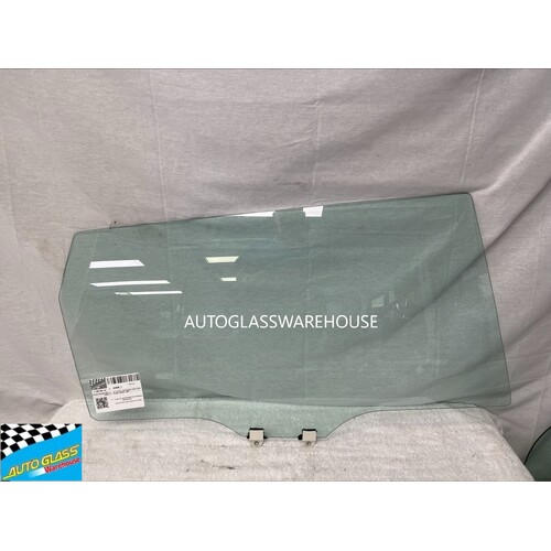 HONDA ODYSSEY RB3 - 04/2009 to 01/2014 - 5DR WAGON - RIGHT SIDE REAR DOOR GLASS - GREEN - NEW