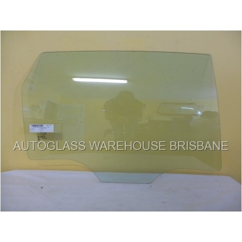 HYUNDAI i30 CW - 2/2009 to 4/2012 - 4DR WAGON - DRIVERS - RIGHT SIDE REAR DOOR GLASS - NEW