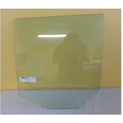 JEEP PATRIOT MK - 8/2007 TO 12/2016 - 4DR WAGON - PASSENGERS - LEFT SIDE REAR DOOR GLASS - GREEN - NEW