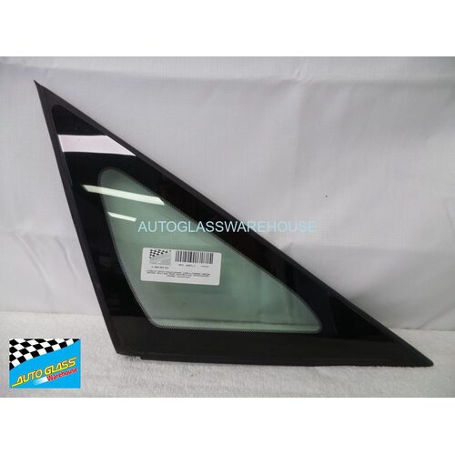 suitable for TOYOTA TARAGO ACR50R - 3/2006 to CURRENT - WAGON - DRIVERS - RIGHT SIDE FRONT QUARTER GLASS - ENCAPSULATED - GENUINE - (Second-hand)