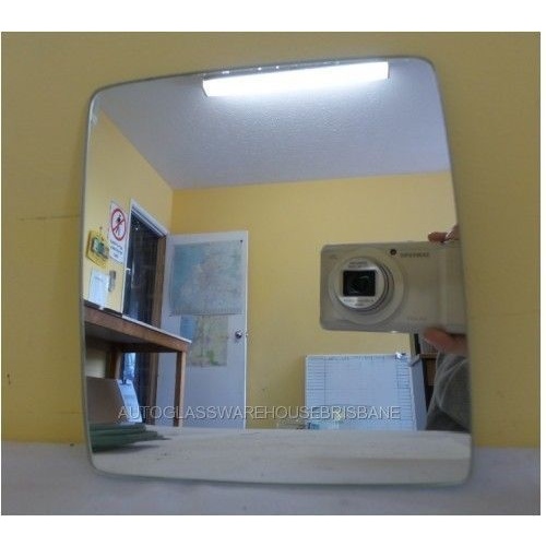 HOLDEN COMBO XC - 9/2002 to 12/2012 - 2DR VAN - PASSENGERS - LEFT SIDE MIRROR - FLAT GLASS ONLY - 165MM HIGH X 153MM WIDE - NEW