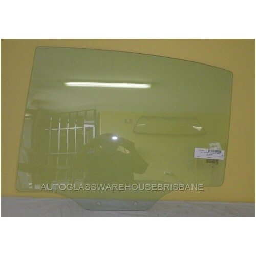 KIA RIO JB - 8/2005 to 8/2011 - 5DR HATCH - PASSENGERS - LEFT SIDE REAR DOOR GLASS - GREEN - NEW