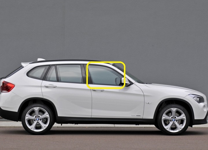 BMW X1 E84 - 3/2010 to 10/2015 - 4DR WAGON - RIGHT SIDE FRONT DOOR GLASS - 2 HOLES