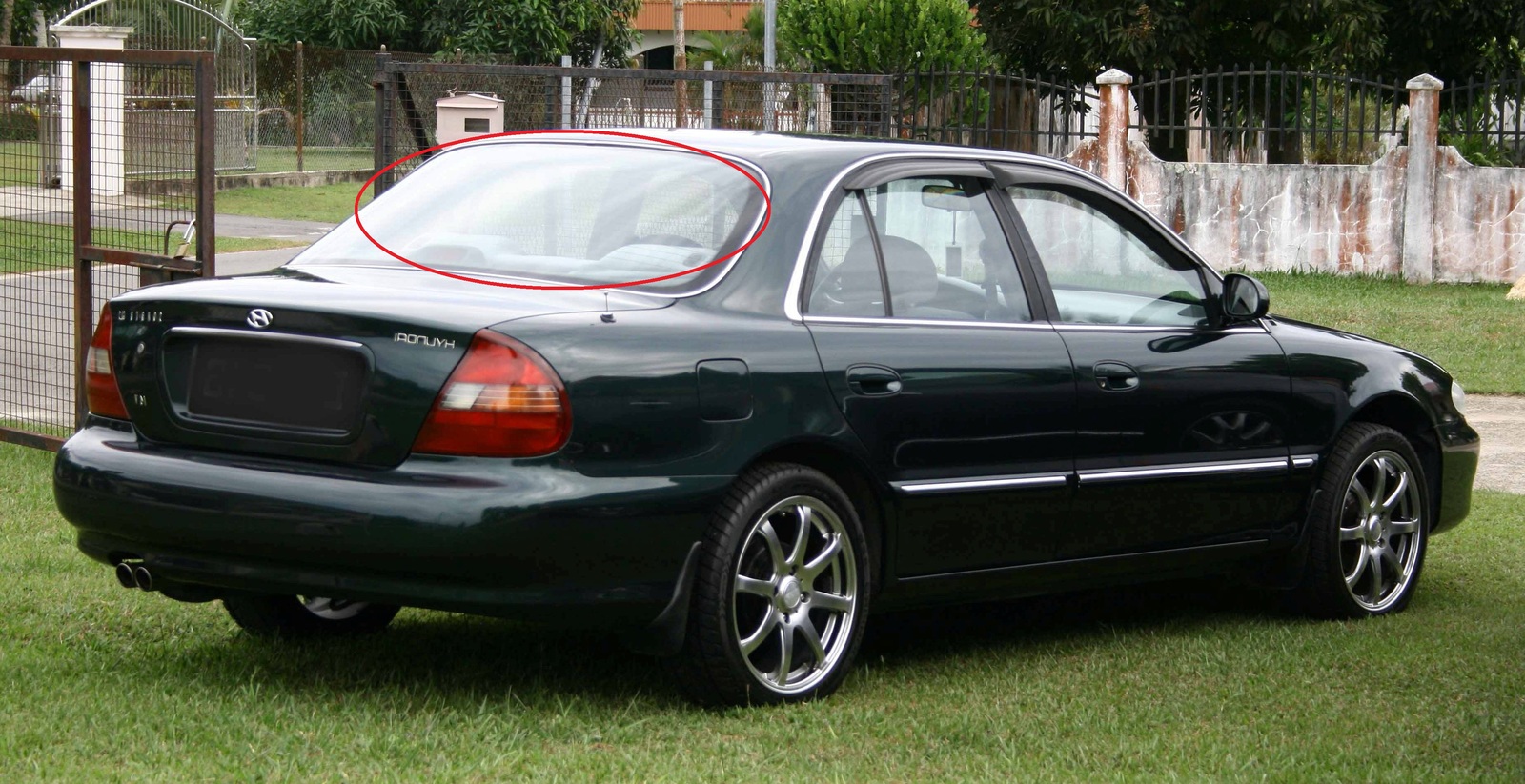 HYUNDAI,SONATA,Y3,,4DR,SEDAN,,10/93,>,7/98,, ,REAR,WINDSCREEN