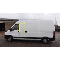 FIAT DUCATO - 2/2002 to 2/2007 - LWB VAN (ZFA230 - 240) - LEFT/RIGHT SIDE FRONT BONDED FIXED WINDOW GLASS (IN FRONT OF SLIDING DOOR) - NEW