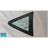 MERCEDES A CLASS W168 - 10/1998 to 4/2005 - 5DR HATCH - PASSENGERS - LEFT SIDE REAR QUARTER GLASS (TOP) - GREEN - NOT ENCAPSULATED - NEW