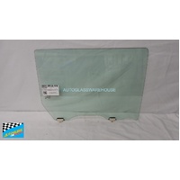 NISSAN NAVARA D23 - NP300 - MERC X3500 -3/2015 to CURRENT - 4DR DUAL CAB - DRIVERS - RIGHT SIDE REAR DOOR GLASS - WITH FITTINGS - GREEN - NEW