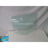 BMW 1 SERIES E87 - 9/2004 TO 9/2011 - 5DR HATCH - PASSENGERS - LEFT SIDE REAR DOOR GLASS - 1 HOLE - GREEN - NEW