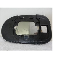 NISSAN PULSAR N16 - 6/2001 to 12/2005 - 5DR HATCH - DRIVER - RIGHT SIDE MIRROR WITH BACKING PLATE - A98R - (SECOND-HAND)