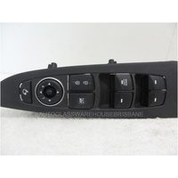 HYUNDAI i30 GD - 5/2012 to 6/2017 - 5DR HATCH - DRIVERS - RIGHT SIDE FRONT DOOR SWITCH POWER WINDOW - 93570-A5490 - (Second-hand)
