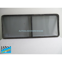 MITSUBISHI L300 - 4/1980 to 9/1986 - VAN - PASSENGERS - LEFT SIDE FRONT SLIDING WINDOW UNIT - FULL ASSEMBLY - 970 x 400 - (SECOND-HAND)