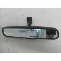 FORD FALCON/TERRITORY - 5/2008 to 10/2016 - 4DR SEDAN - CENTER INTERIOR REAR VIEW MIRROR - SCHEFENACKER - E11 015477 - (SECOND0HAND)