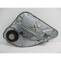 FORD FOCUS LS/LT/LV - 2005 to 2008 - 5DR HATCH - LEFT SIDE REAR WINDOW REGULATOR - MANUAL - (Second-hand)