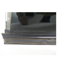 BMW 1 SERIES E82 - 5/2008 TO 12/2013 - 2DR COUPE - PASSENGERS - LEFT SIDE REAR OPERA GLASS  (TAKES BOTTOM MOULD) - (Second-hand)