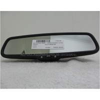 suitable for TOYOTA HIACE 200 SERIES - 4/2005 to 4/2019 - TRADE VAN - CENTER INTERIOR REAR VIEW MIRROR - E11 026537 - (Second-hand)