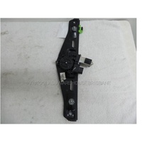 BMW X1 E84 - 3/2010 to 10/2015 - 4DR WAGON - RIGHT SIDE REAR WINDOW REGULATOR - (Second-hand)