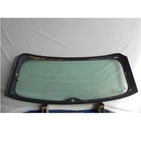 AUDI A3 8V - 5/2013 to CURRENT - 5DR HATCH - REAR WINDSCREEN GLASS - GREEN - HEATED - ANTENNA (1 HOLE) 1295 X 490 - (Second-hand)