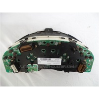NISSAN SKYLINE R34 IMPORT - 1/1998 to 1/2001 - 4DR SEDAN - INSTRUMENT CLUSTER - AUTO - NON TURBO - K11201 AA000 - (Second-hand)