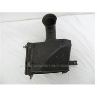 NISSAN SILVIA S15/200SX - 11/2000 to 2003 - 2DR COUPE - AIR BOX - NON TURBO MODEL - 11625 - (Second-hand)