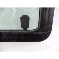 MERCEDES SPRINTER SWB - 2/1998 to 8/2006 - VAN - LEFT SIDE REAR SLIDING WINDOW GLASS - GREEN - ALLOY BONDED - GLUE IN - NEW