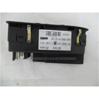 BMW 5 SERIES E39 - 5/1996 to 1/2003 - 4DR WAGON - RIGHT SIDE FRONT POWER SWITCH WINDOW - CHIPPED 61.31-8 368 986 - (Second-hand)