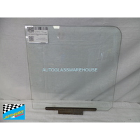 suitable for TOYOTA LANDCRUISER 40 SERIES - 1/1974 to 11/1984 - 5DR WAGON - PASSENGERS - LEFT SIDE REAR DOOR GLASS - (SECOND-HAND)