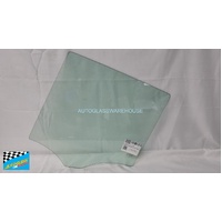 MERCEDES ML CLASS W164 - 9/2005 - 12/2011 - 4DR WAGON - PASSENGERS - LEFT SIDE REAR DOOR GLASS - 583 wide - GREEN - NEW