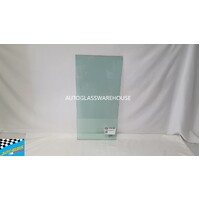 MITSUBISHI ROSA UE6/BE6 - 8/2000 to CURRENT - BUS - LEFT SIDE FRONT WINDOW - REAR PIECE  FIXED GLASS -  375W X 770H - NO HOLES - NEW