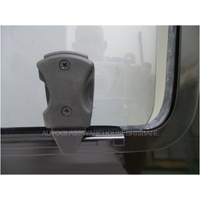 IVECO DAILY - 3/2002 to 3/2015 - SWB VAN - DRIVERS - RIGHT SIDE FRONT SLIDING UNIT - BONDED GLASS IN ALUMINIUM - 1090 x 625 - NEW