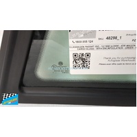 VOLKSWAGEN PASSAT 3BZ - 12/1998 to/2006 - 4DR WAGON - RIGHT SIDE CARGO GLASS - WITH ENCAPSULATION - GREEN - NEW